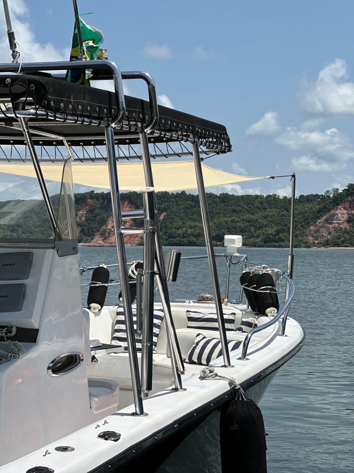 Lancha Phoenix 35 pés — Barra de São Miguel